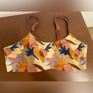 BNWOT Knix wireless bra size 5